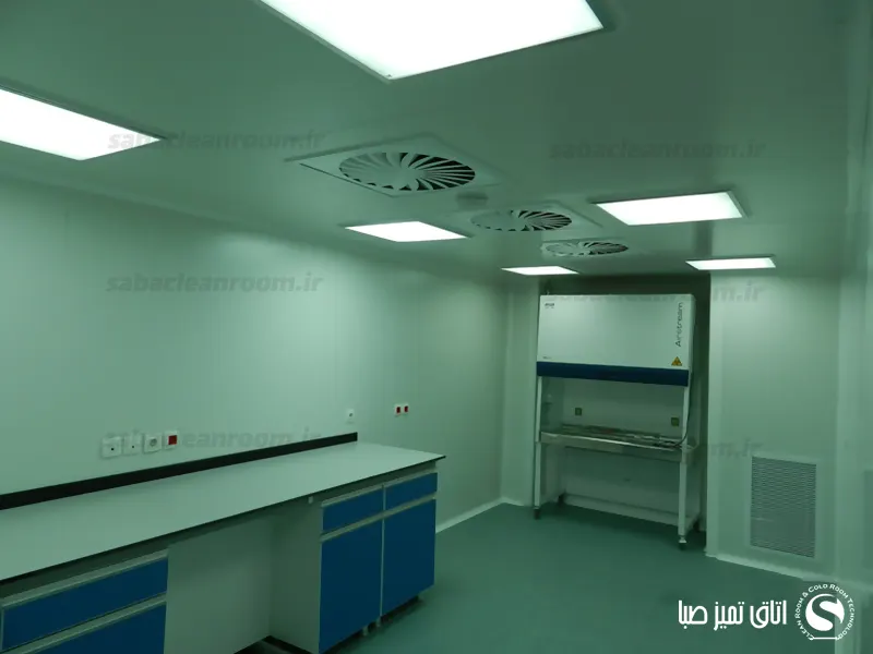 اتاق تمیز کلاس B و A بخش سل تراپی علوم غدد متابولیسم دانشگاه علوم پزشکی تهران